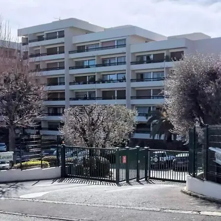 Parc Baie Des Anges 公寓 *
